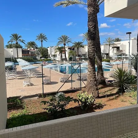 Pool View Primavera
