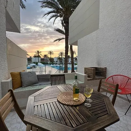 Pool View Primavera *