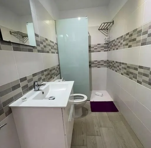 Pool View Primavera דירה