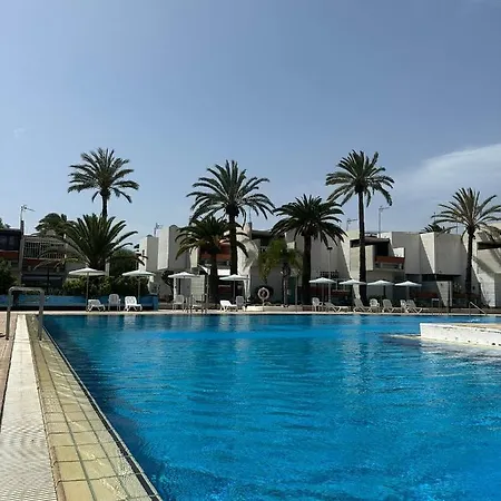 Pool View Primavera *