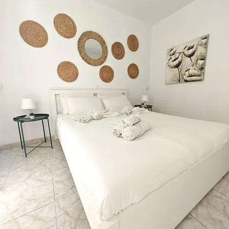 Pool View Primavera *